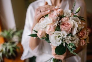 思い出の瞬間を永遠に！花束を永久保存する方法